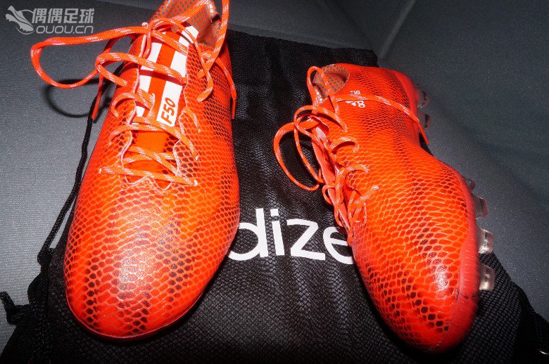 深度中毒偶偶之这些年我穿过的足球鞋