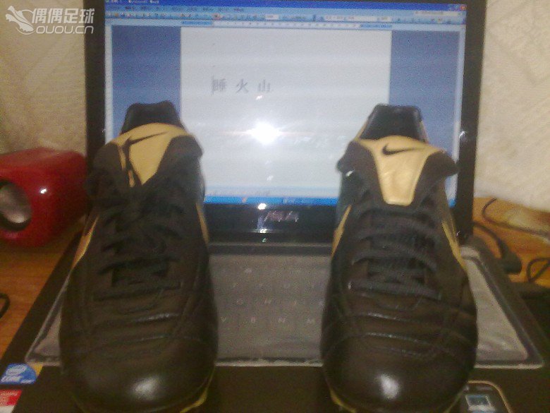 深度中毒偶偶之这些年我穿过的足球鞋
