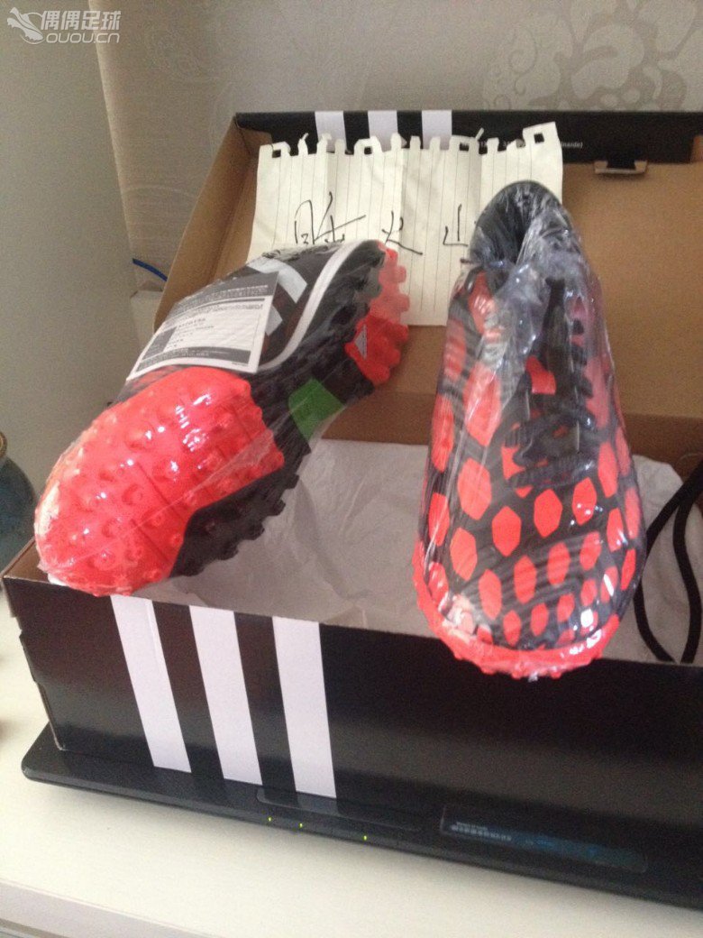 深度中毒偶偶之这些年我穿过的足球鞋