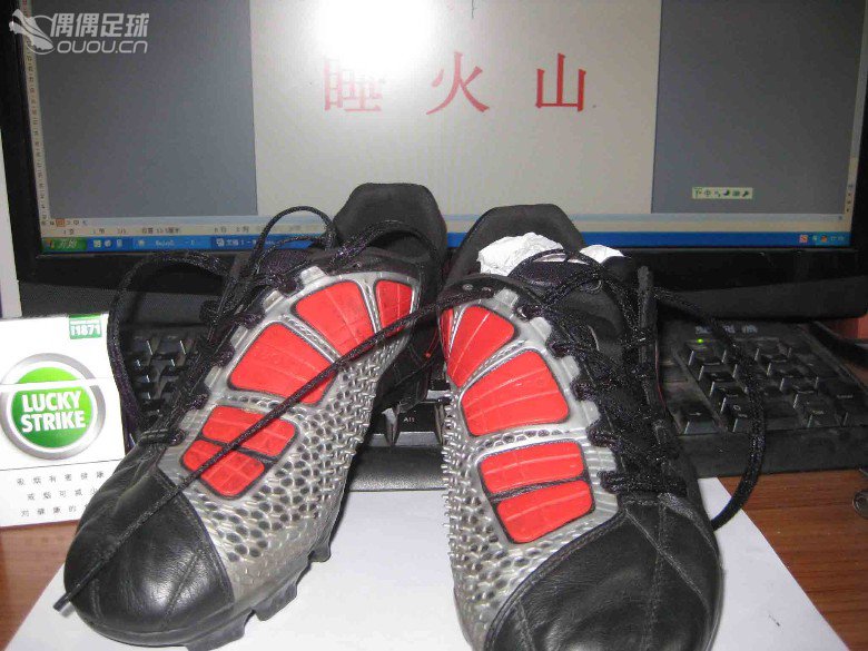 深度中毒偶偶之这些年我穿过的足球鞋