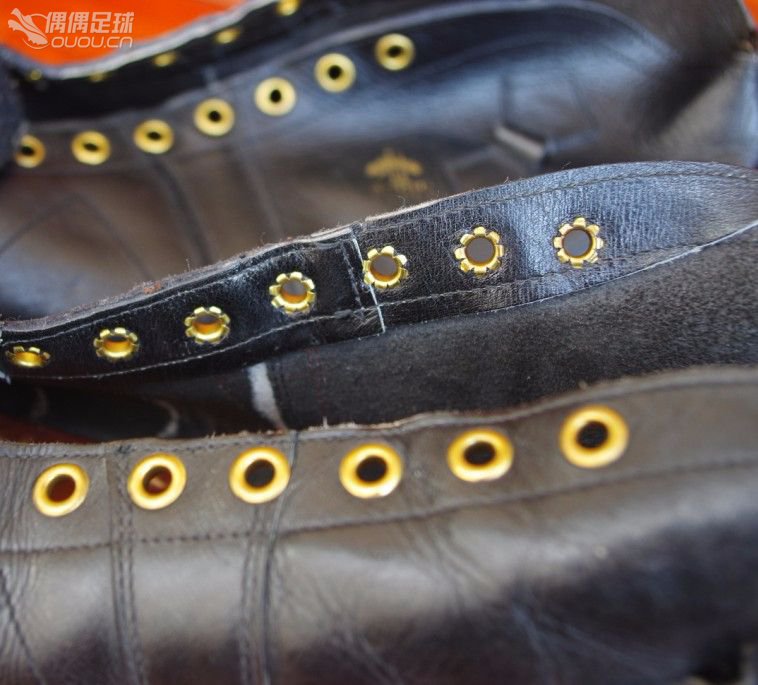 【实拍1930—1950年代6双古董足球鞋】英国、美国、德国、意大利4国顶级古董战靴PK