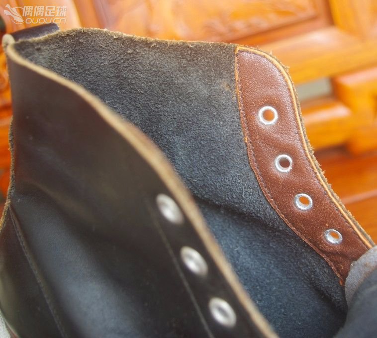 【实拍1930—1950年代6双古董足球鞋】英国、美国、德国、意大利4国顶级古董战靴PK