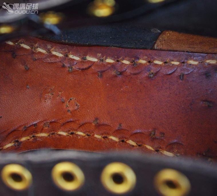 【实拍1930—1950年代6双古董足球鞋】英国、美国、德国、意大利4国顶级古董战靴PK