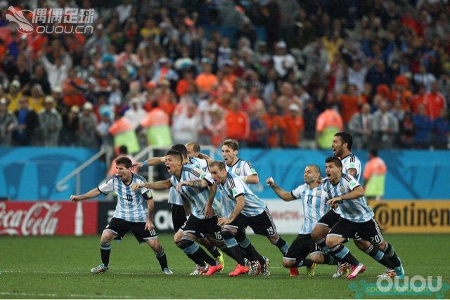 有谁知道哪里可以买到阿根廷此款短裤吗?或者谁有意出?