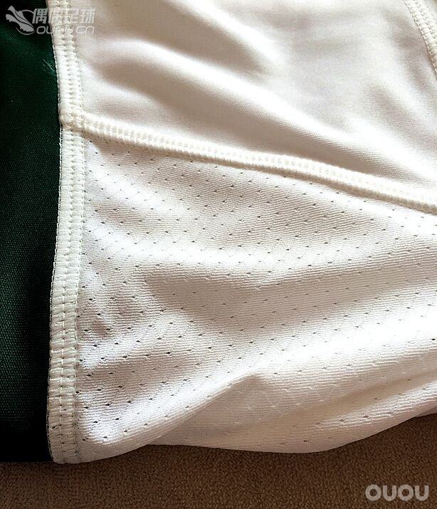 拜仁13-14客场 拉姆印号