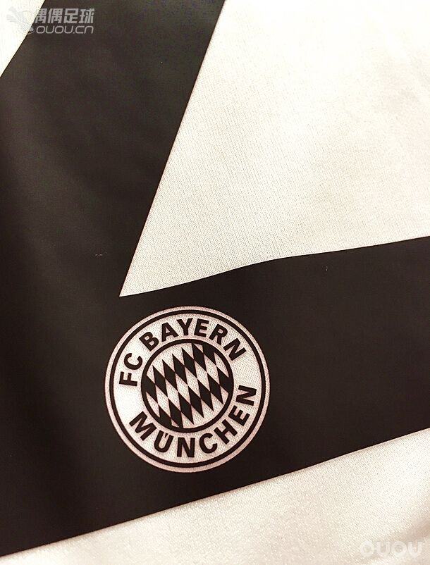 拜仁13-14客场 拉姆印号