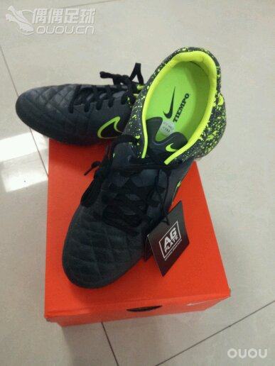 【晒货】双十一中午下单就到了!这个配色确实很漂亮,哎,不说了,我找地方藏去了!