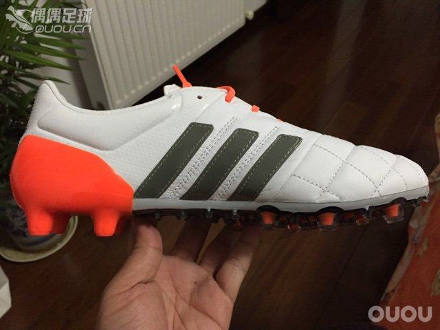 再开一箱,托偶偶吉言,这双ace下午就到了,迫不及待跑到ems点来拿,ace的包裹感还是不错