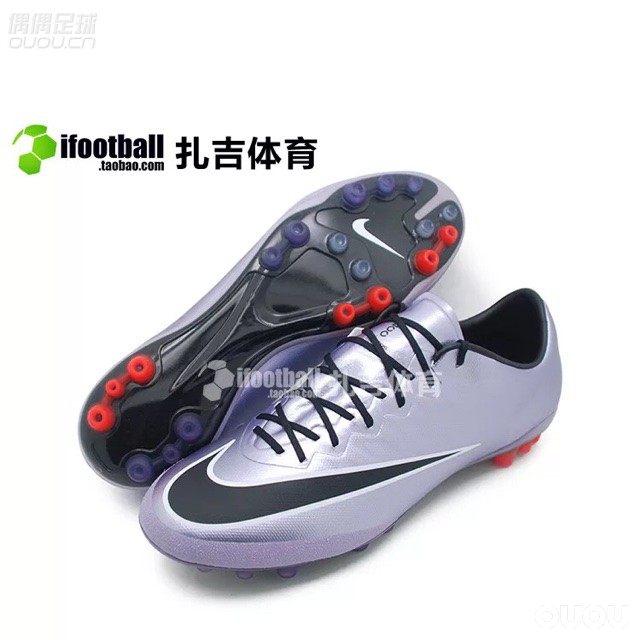 液态金属终于出高端了,谁知道为啥这两家鞋钉颜色不一样嘛?是照相色差?还是产地不同?