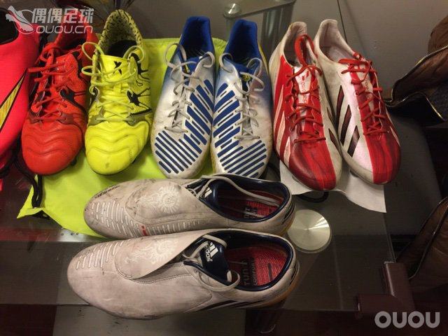 足球鞋有点多!在考虑是不是要出掉点。。。