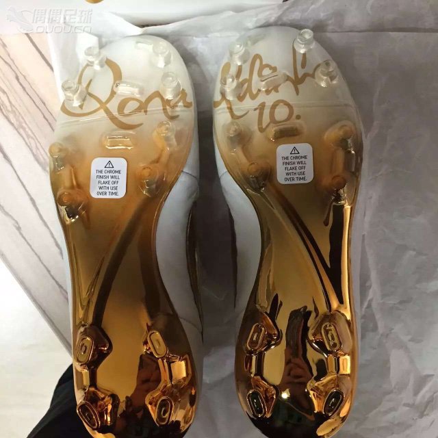 手机随便拍的,只是因为太喜欢,小罗!