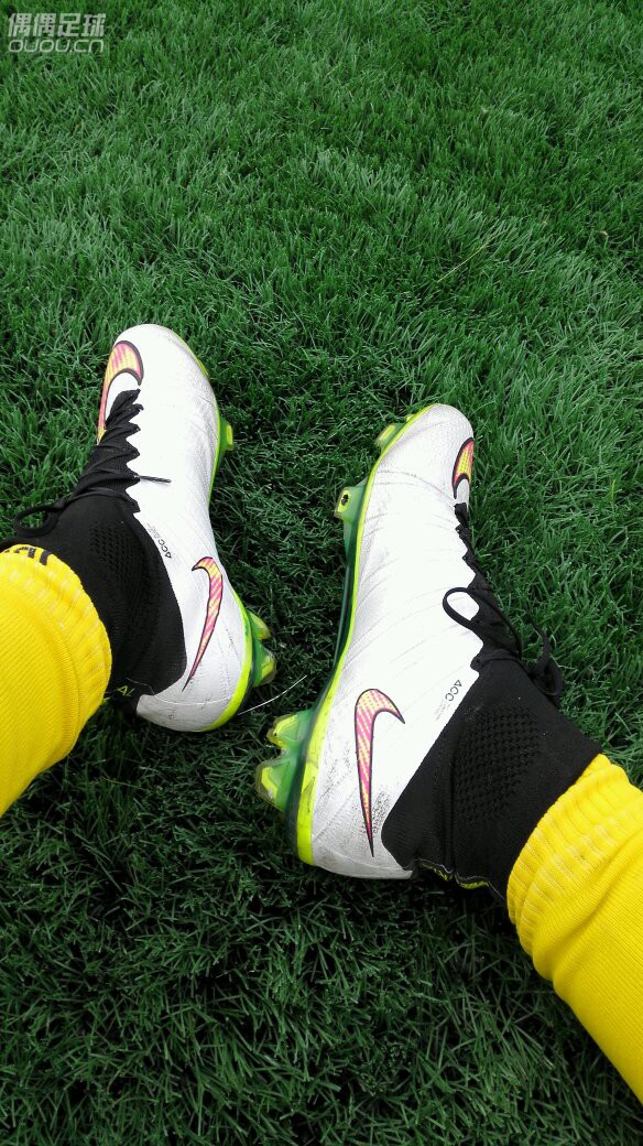 好鞋,好场地,就是爽!