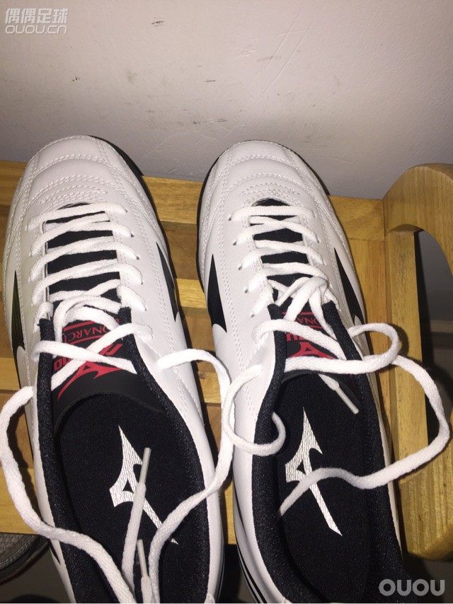  五人为主偶尔兼顾七人还是入一双低端的美津浓tf好了