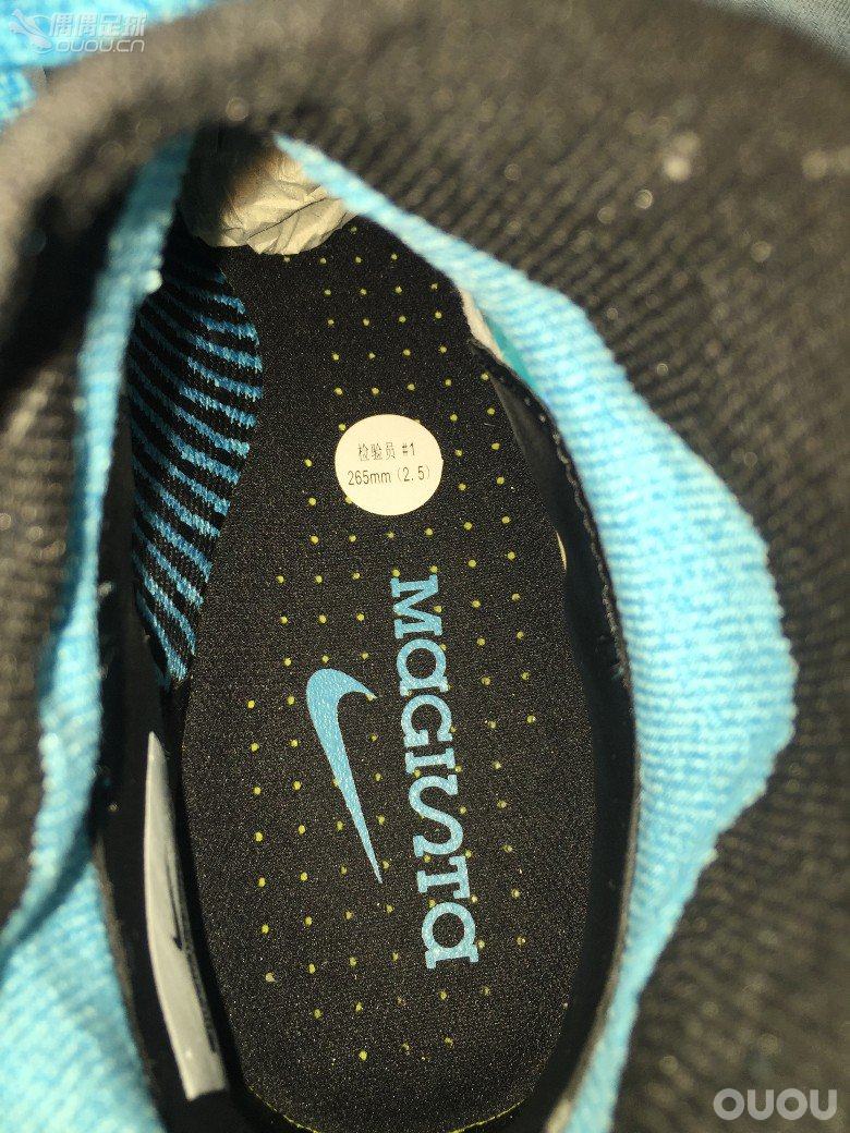 在线等,跪求大神鉴定高帮顶级鬼牌足球鞋。急!!!