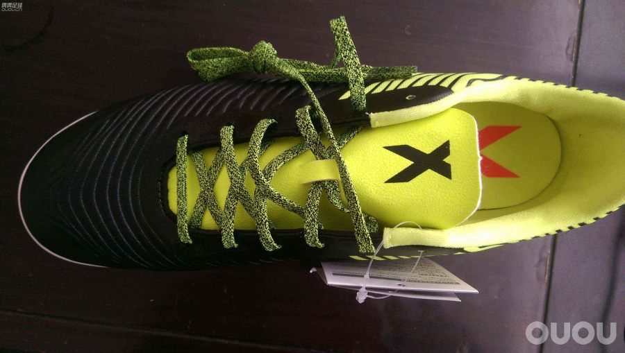 求大神帮鉴定下这双阿迪15.2CG TF