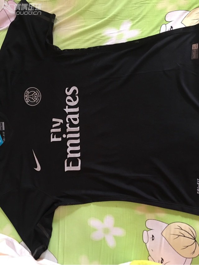 刚入的一件巴黎客场