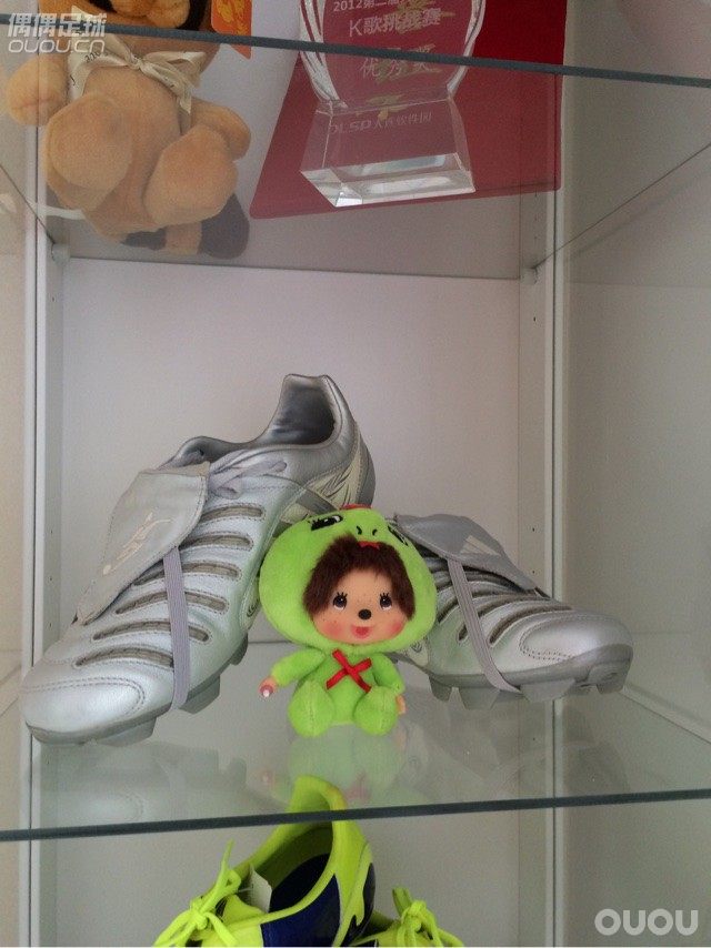 放展示柜里还挺好看的。