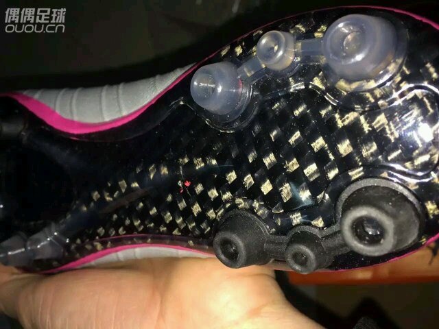 大神们看看正不正,正不正