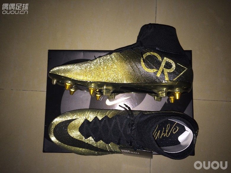 搬砖1个月,只为了你Nike Mercurial Superfly CR7 RareGold
