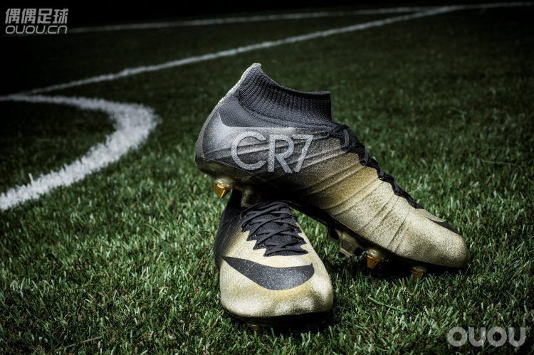 搬砖1个月,只为了你Nike Mercurial Superfly CR7 RareGold