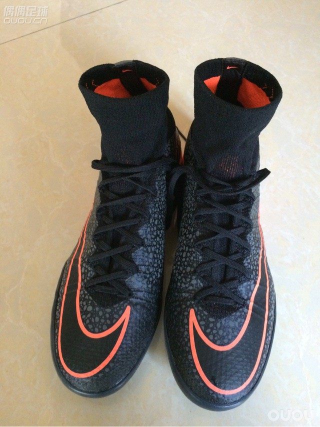 新鞋到了,速度啊一个星期就到了。