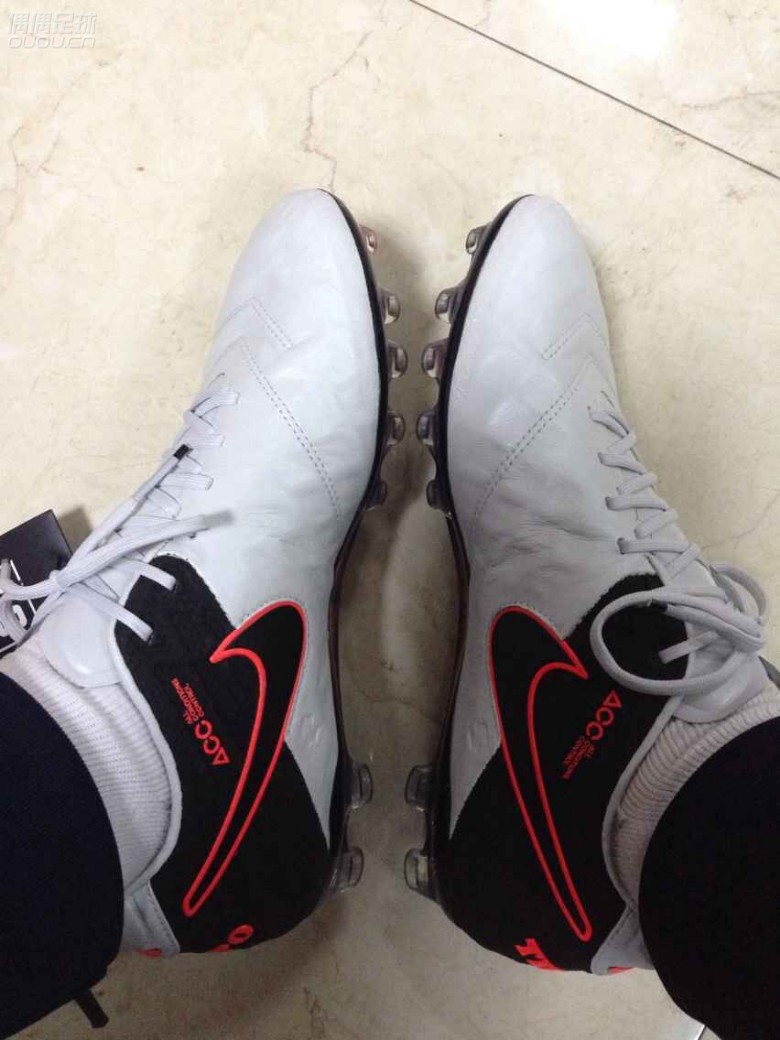 传奇6顶级AG新鞋到手,简单目观评测,勿喷!