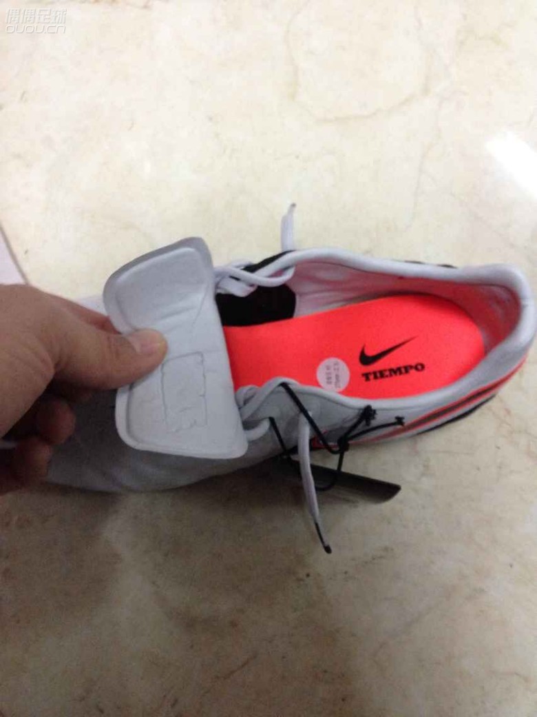 传奇6顶级AG新鞋到手,简单目观评测,勿喷!