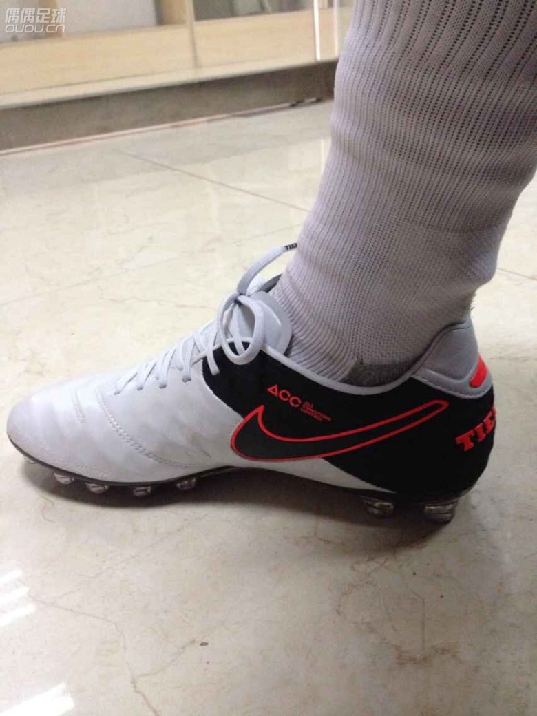 传奇6顶级AG新鞋到手,简单目观评测,勿喷!