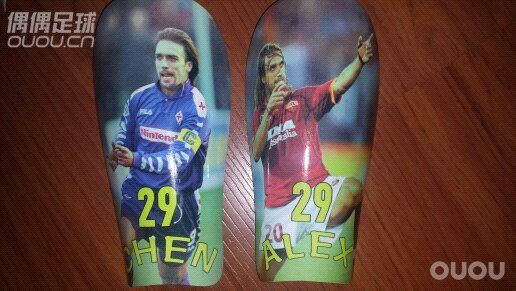 能在周一的时候通过某宝节节正品拿到鞋子,今天穿上已刺绣好的鞋子,迎接元旦