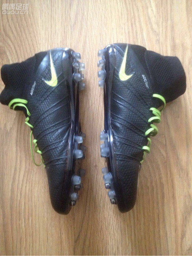 重生记一直在寻找适合自己的鞋子,无奈鞋面合适鞋底不行,鞋底合适鞋面不行。