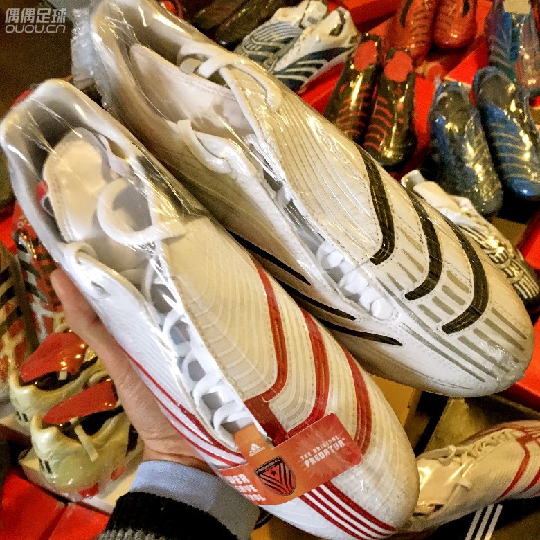 新年大扫除 来几双猎鹰 无字