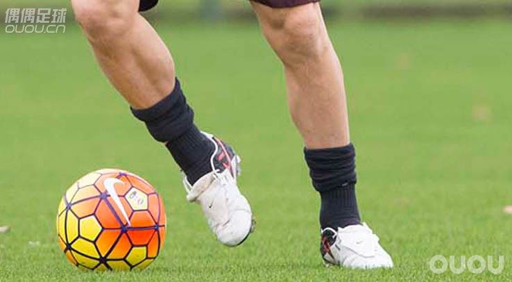 罗马“市长”托蒂的定制传奇6