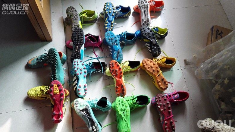 2016年了,让大家看看我收集的鞋子,我是实战派!附球队跨年照