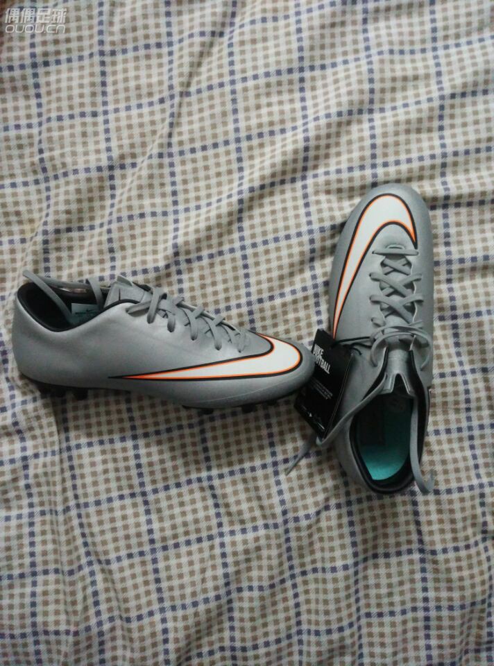 270包邮出全新中端ag刺客10 cr7闪银 jp275