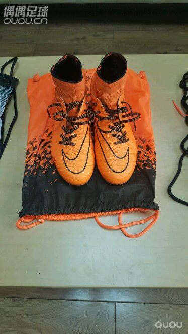 晒晒我的战靴之前鞋不少,该出的出了,该送朋友的送朋友了,就剩下这几双了。