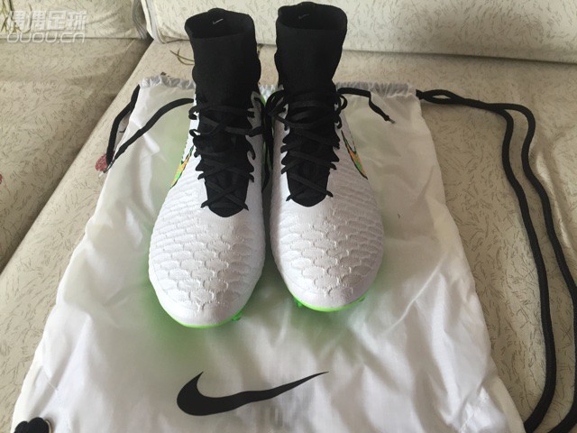 鬼牌到了,第一双超顶,下午下地,本人学生党,已有三双