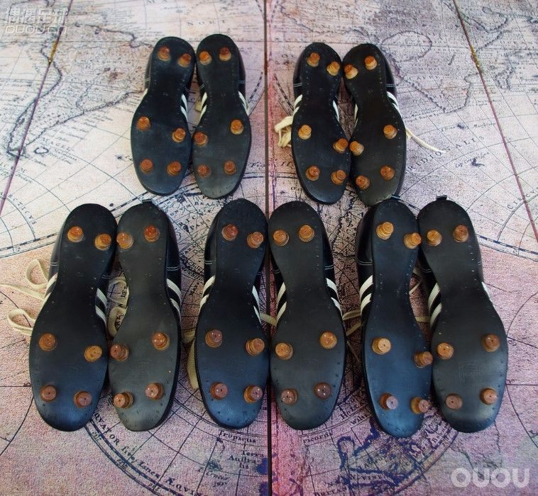 【在法国发现5双库存了60年的 法产PATRICK古董手工足球鞋】1950年代末,足球鞋发展进入较大转变时期的产物