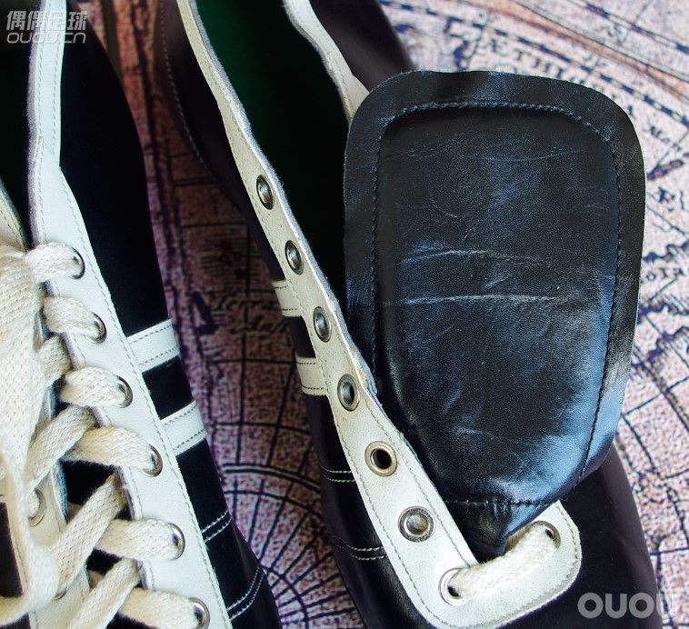 【在法国发现5双库存了60年的 法产PATRICK古董手工足球鞋】1950年代末,足球鞋发展进入较大转变时期的产物