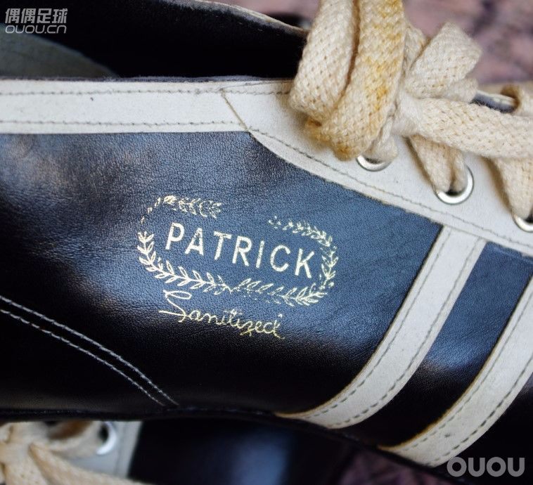 【在法国发现5双库存了60年的 法产PATRICK古董手工足球鞋】1950年代末,足球鞋发展进入较大转变时期的产物
