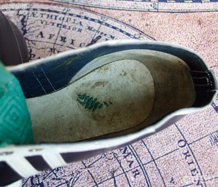 【在法国发现5双库存了60年的 法产PATRICK古董手工足球鞋】1950年代末,足球鞋发展进入较大转变时期的产物
