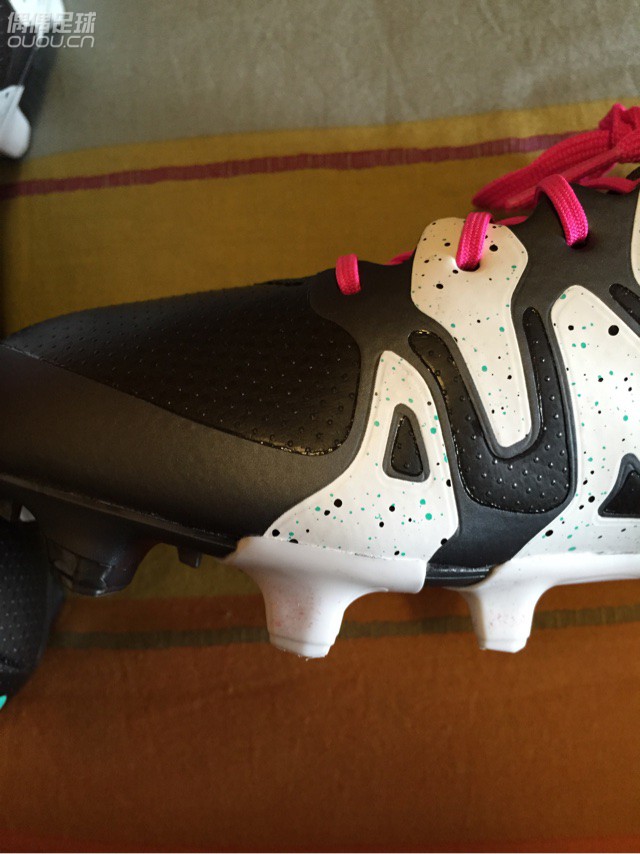 求大神看看这双鞋正吗?为什么没鞋标?