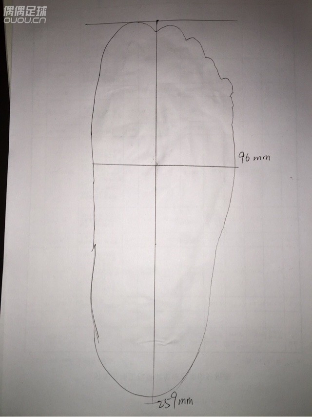 求教 我这脚能穿超顶级刺客么?多大码合适。