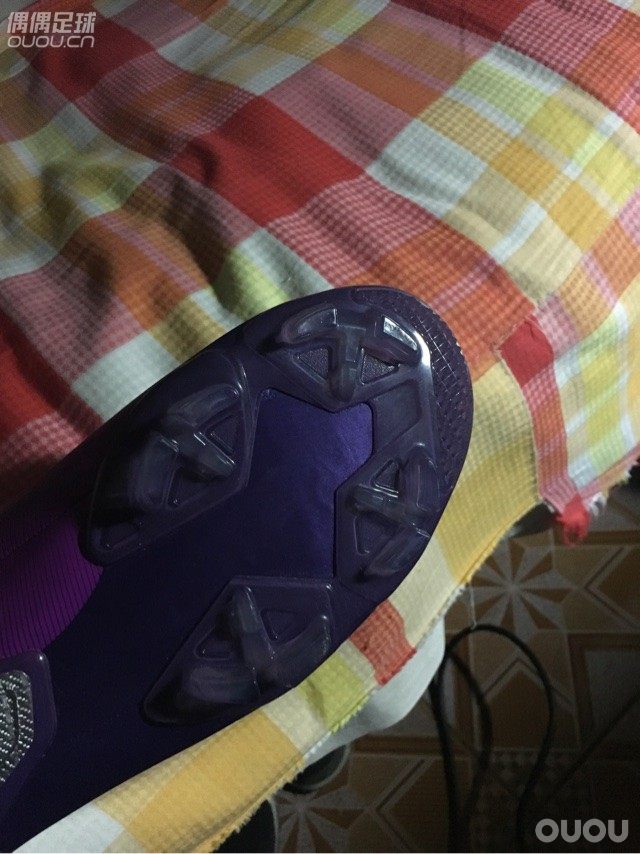 请问这款刺客7FG可以磨钉吗?如果可以磨,前掌的钉和后掌的钉磨的长度都一样?