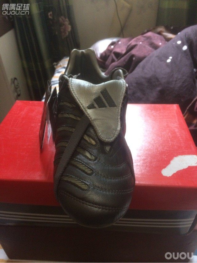 求大神鉴定下,这鞋是顶级吗?900收的,贵了没?