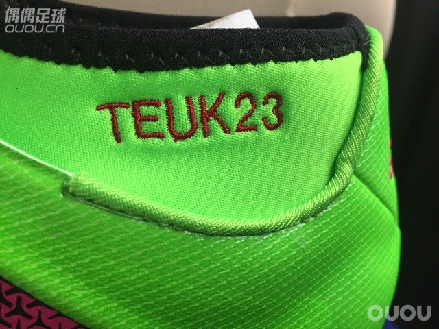 求助各位大神,我一般都是穿43码的 这对ace16.2也是实体店试过合适才买的(43码)