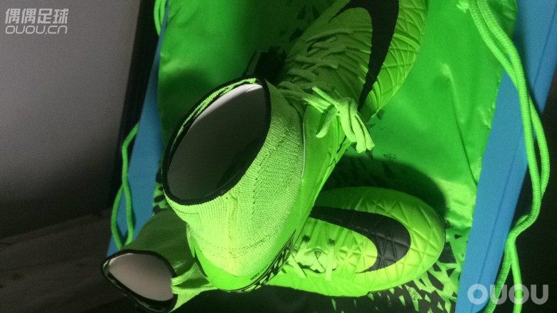 超顶毒锋2ag初感觉