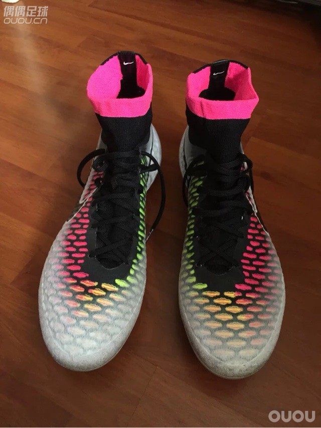 骚货鬼牌 必须最骚装逼利器 串9 白鞋底 比市售黑鞋底美太多了