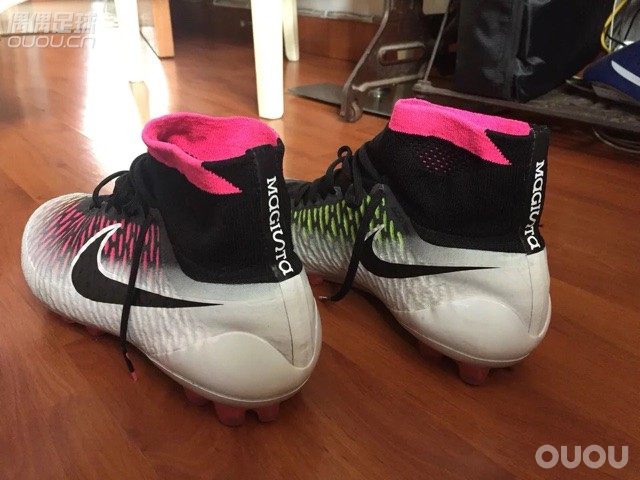 骚货鬼牌 必须最骚装逼利器 串9 白鞋底 比市售黑鞋底美太多了