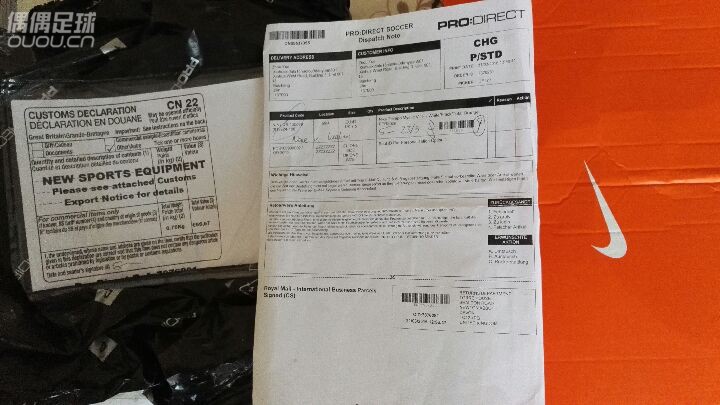 德国pds买的鞋历时12天终于到了。免费刺字。鞋的质量都很好。。一共花了600。也没被税。。
