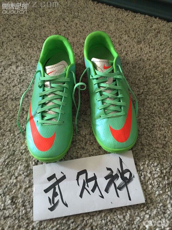 此鞋为什么鞋头那么圆,是正的吗?